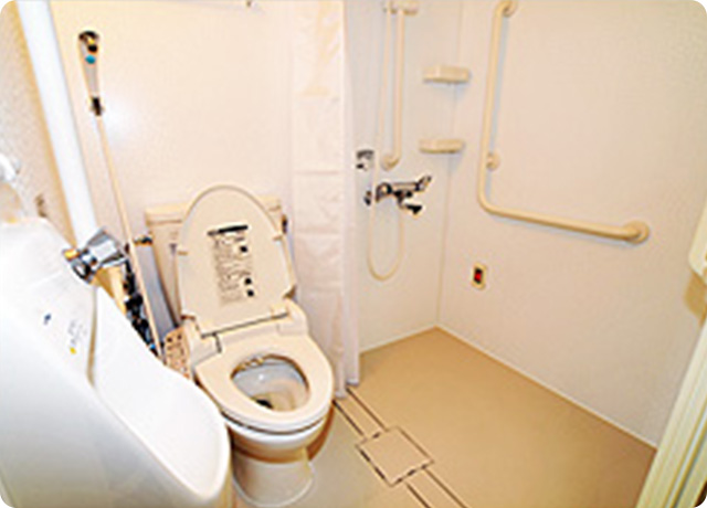 ユニットバス（シャワー）の浴室とトイレ